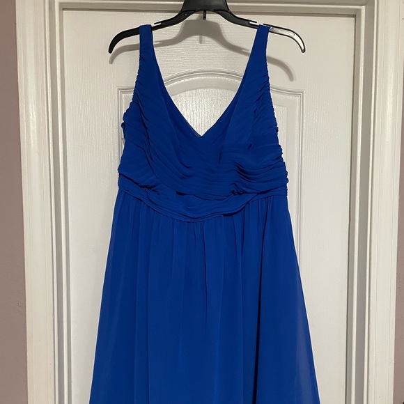 David’s Bridal cobalt cross cross detail short bridesmaid dress - Picture 1 of 4